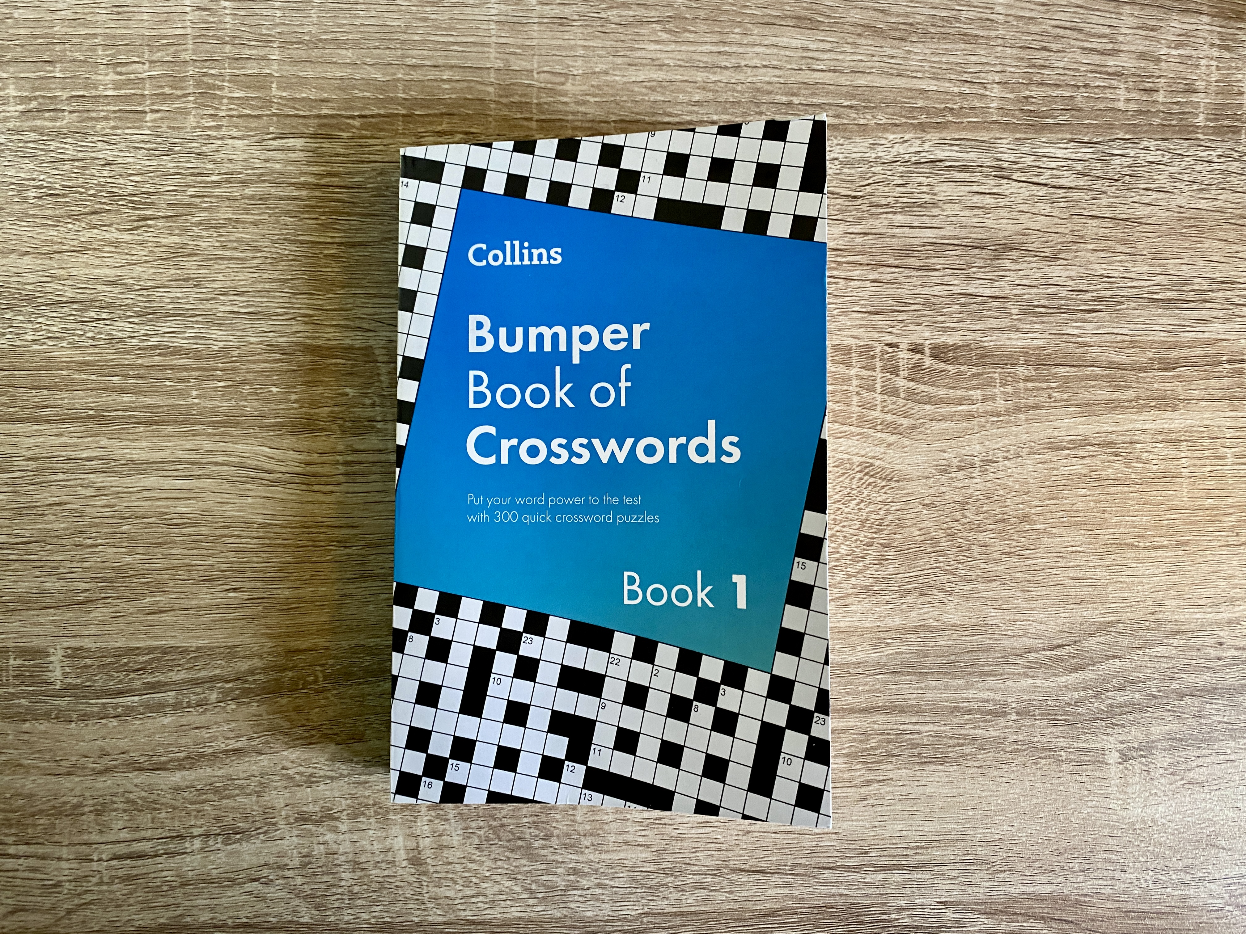 Mots croisés en anglais : emmenez ce livre fun partout avec vous !